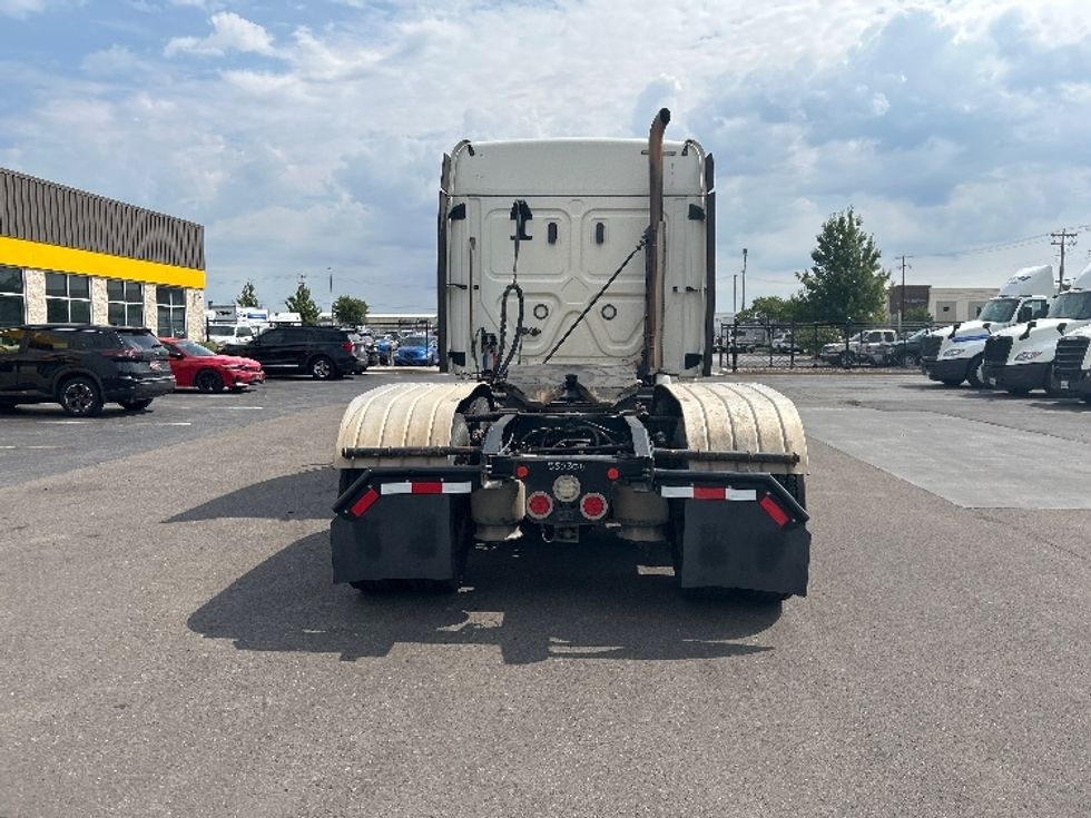 Sleeper Tractor-Heavy Duty Tractors-Freightliner-2020-T12664ST-Oklahoma City-OK-258,585\n\t\tmiles-$ 83,750 - Image 6
