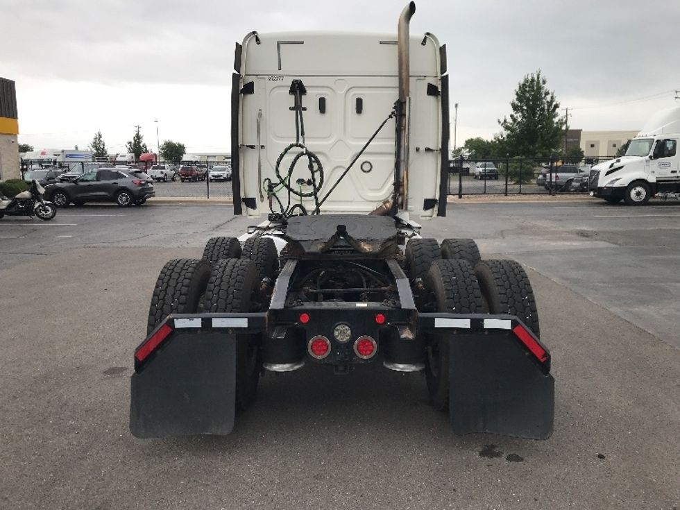 Sleeper Tractor-Heavy Duty Tractors-Freightliner-2020-T12664ST-Oklahoma City-OK-279,064\n\t\tmiles-$ 82,500 - Image 6