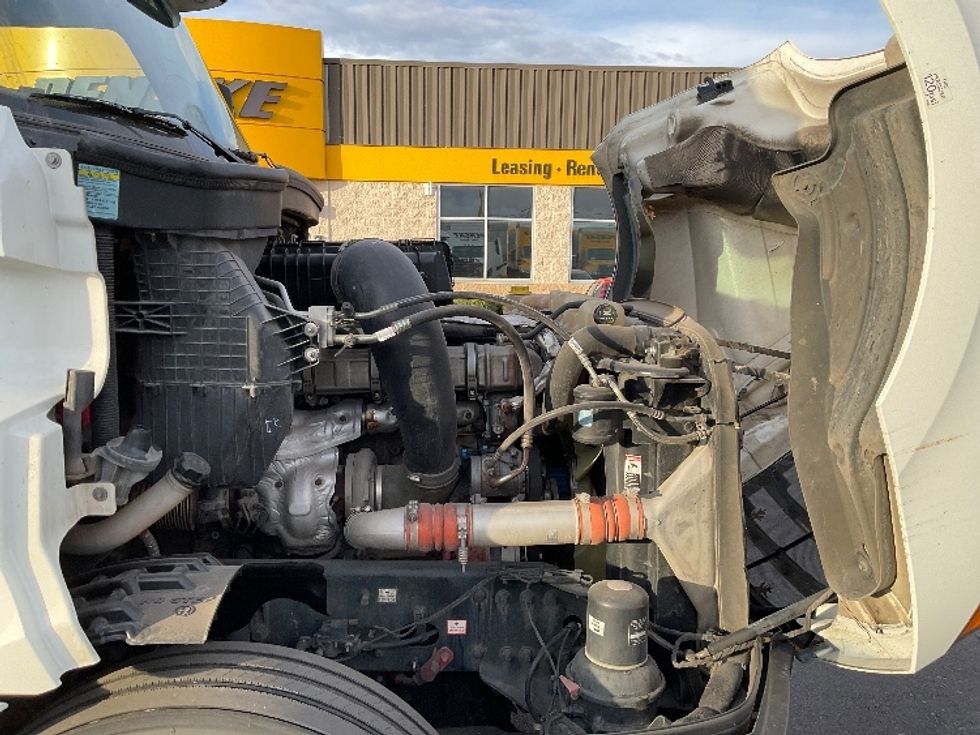 Sleeper Tractor-Heavy Duty Tractors-Freightliner-2020-T12664ST-Oklahoma City-OK-647,449\n\t\tmiles-$ 51,000 - Image 20