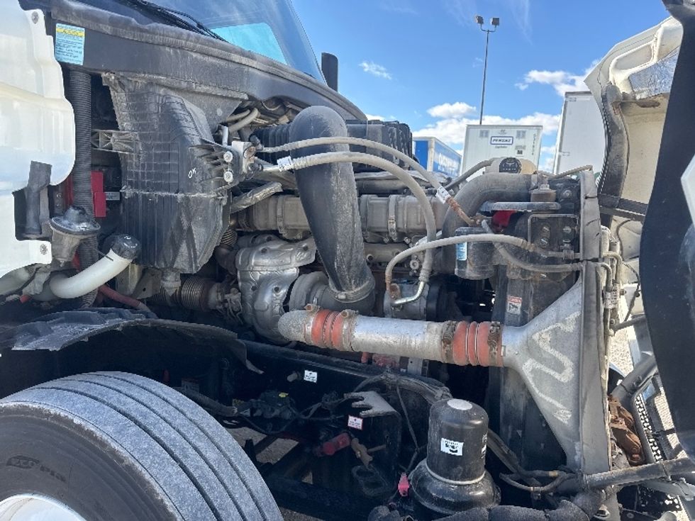 Sleeper Tractor-Heavy Duty Tractors-Freightliner-2020-T12664ST-Omaha-NE-248,991\n\t\tmiles-$ 73,000 - Image 20