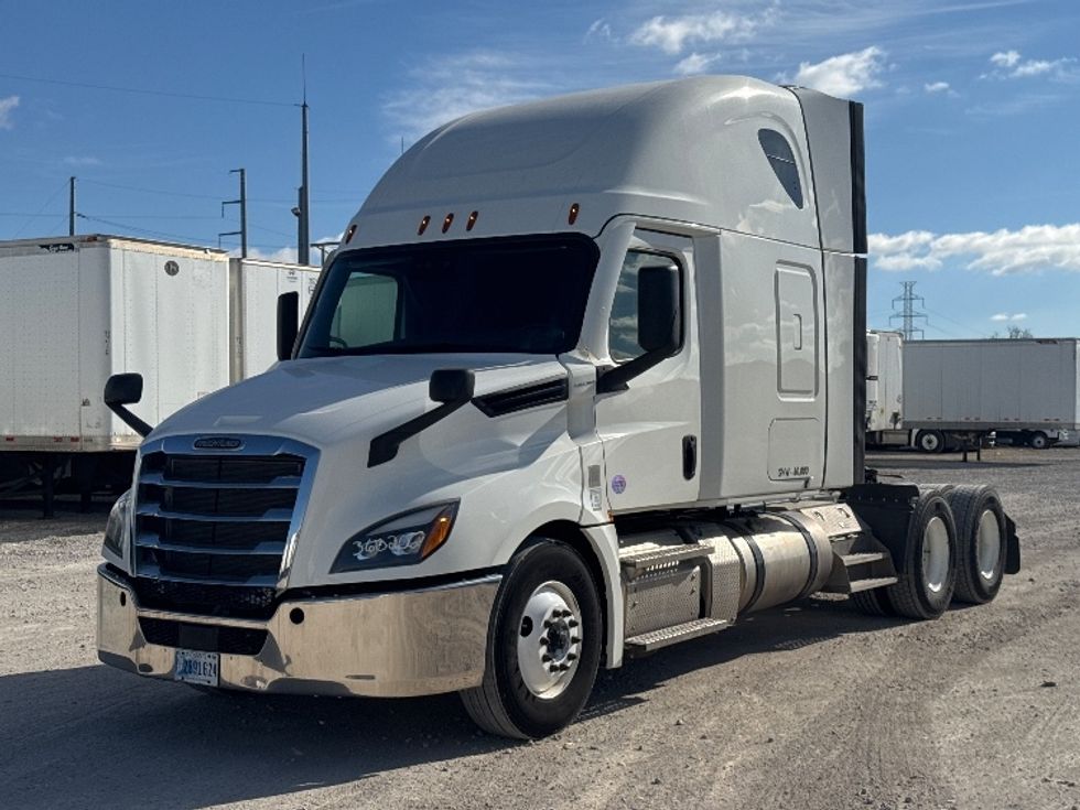Sleeper Tractor-Heavy Duty Tractors-Freightliner-2020-T12664ST-Omaha-NE-248,991\n\t\tmiles-$ 73,000 - Image 3