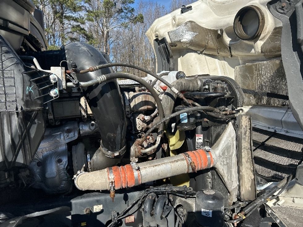 Sleeper Tractor-Heavy Duty Tractors-Freightliner-2020-T12664ST-Omaha-NE-535,795\n\t\tmiles-$ 56,250 - Image 20