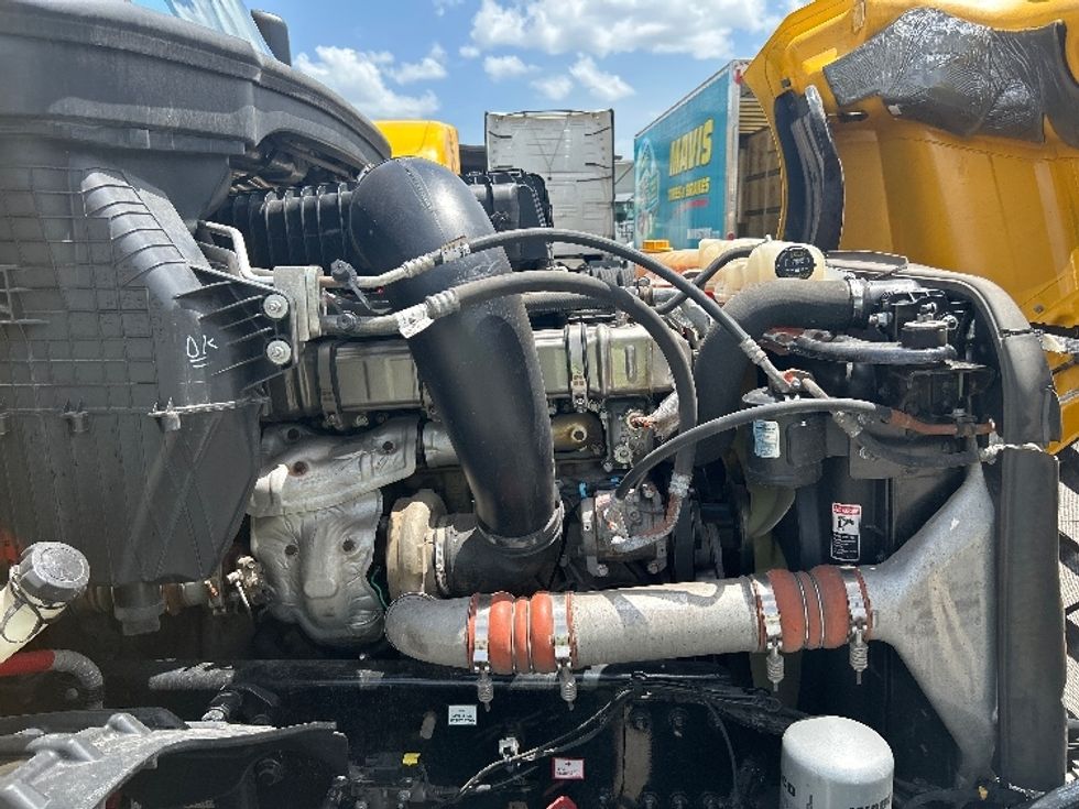 Sleeper Tractor-Heavy Duty Tractors-Freightliner-2020-T12664ST-Orlando-FL-505,156\n\t\tmiles-$ 57,500 - Image 20