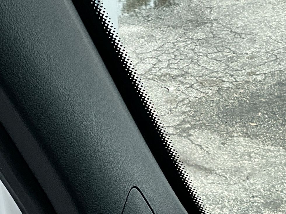 Sleeper Tractor-Heavy Duty Tractors-Freightliner-2020-T12664ST-Orlando-FL-563,895\n\t\tmiles-$ 57,000 - Image 25