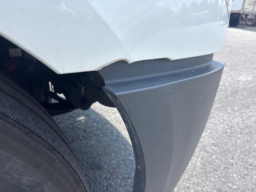 Sleeper Tractor-Heavy Duty Tractors-Freightliner-2020-T12664ST-Ottawa-ON-1,043,233\n\t\tkm-$ 67,250 - Image 23