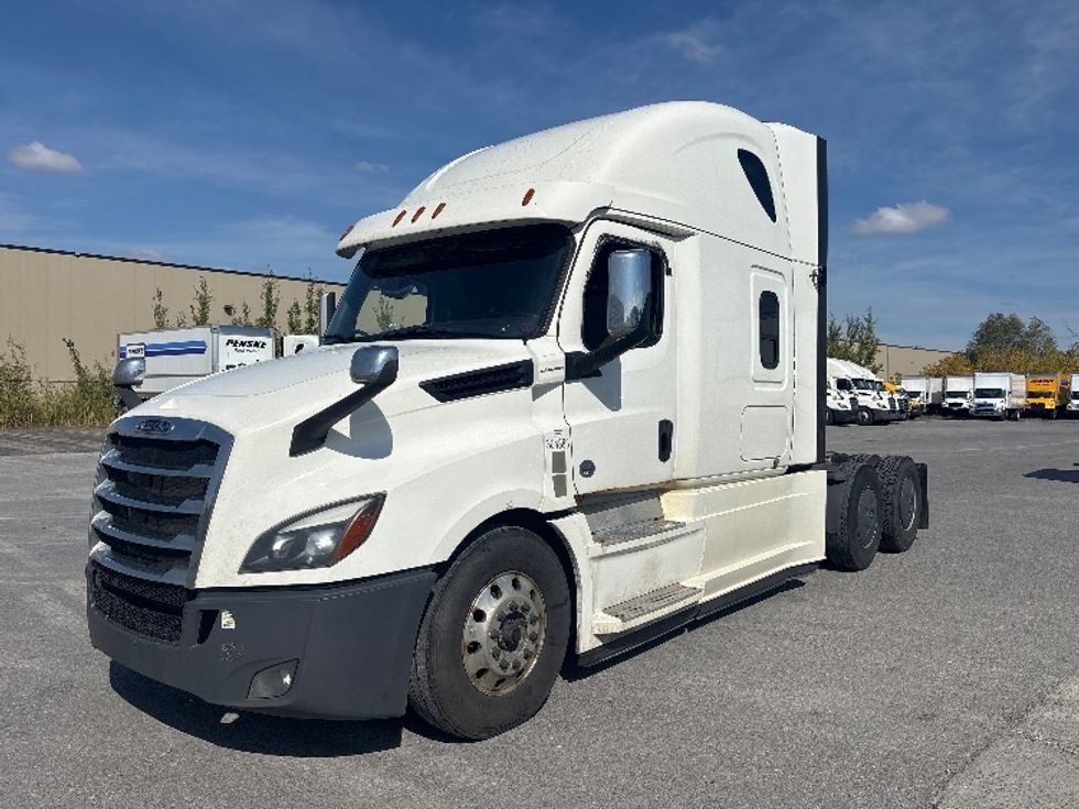Sleeper Tractor-Heavy Duty Tractors-Freightliner-2020-T12664ST-Ottawa-ON-1,201,756\n\t\tkm-$ 59,500 - Image 3