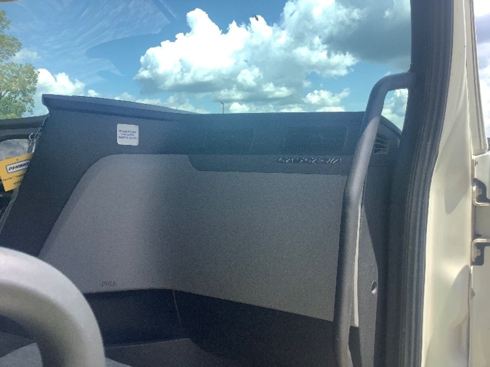 Sleeper Tractor-Heavy Duty Tractors-Freightliner-2020-T12664ST-Pensacola-FL-709,200\n\t\tmiles-$ 45,750 - Image 14