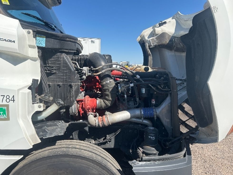 Sleeper Tractor-Heavy Duty Tractors-Freightliner-2020-T12664ST-Phoenix-AZ-550,288\n\t\tmiles-$ 67,750 - Image 20