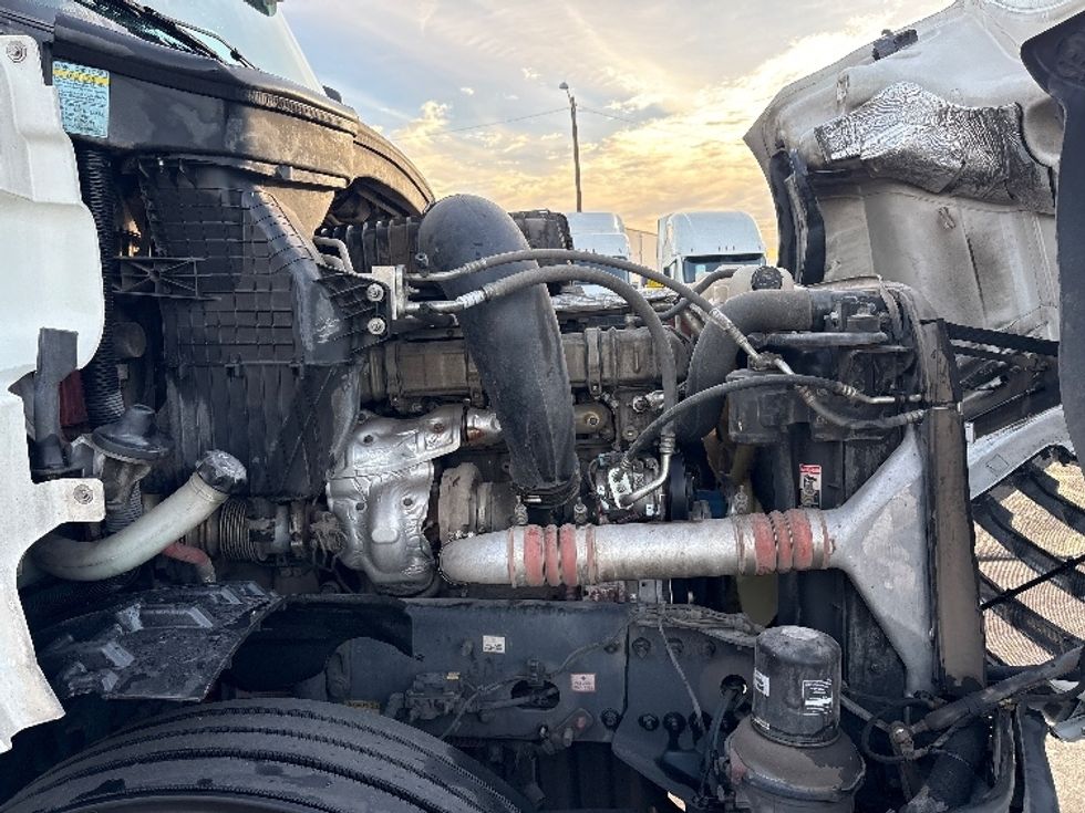 Sleeper Tractor-Heavy Duty Tractors-Freightliner-2020-T12664ST-Phoenix-AZ-582,183\n\t\tmiles-$ 57,250 - Image 20