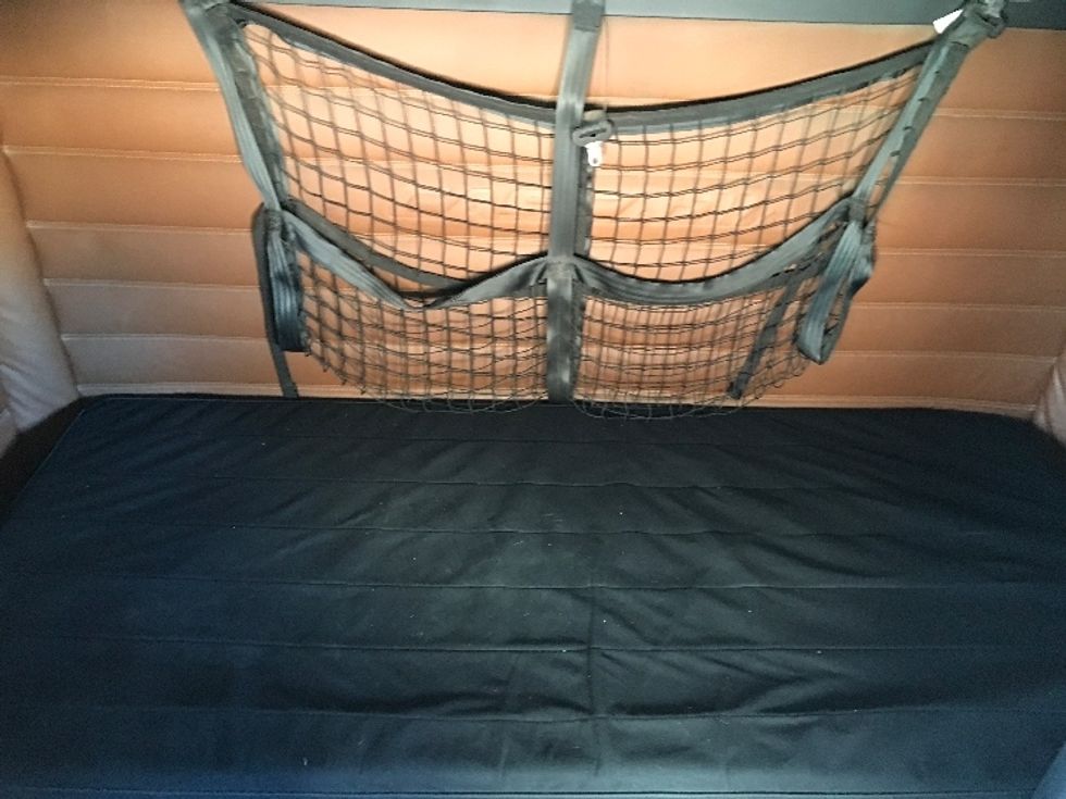 Sleeper Tractor-Heavy Duty Tractors-Freightliner-2020-T12664ST-Phoenix-AZ-609,997\n\t\tmiles-$ 58,250 - Image 17