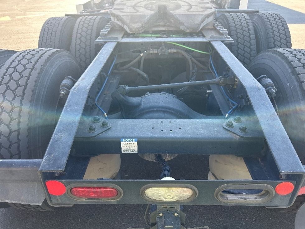 Sleeper Tractor-Heavy Duty Tractors-Freightliner-2020-T12664ST-Phoenix-AZ-654,254\n\t\tmiles-$ 54,500 - Image 6
