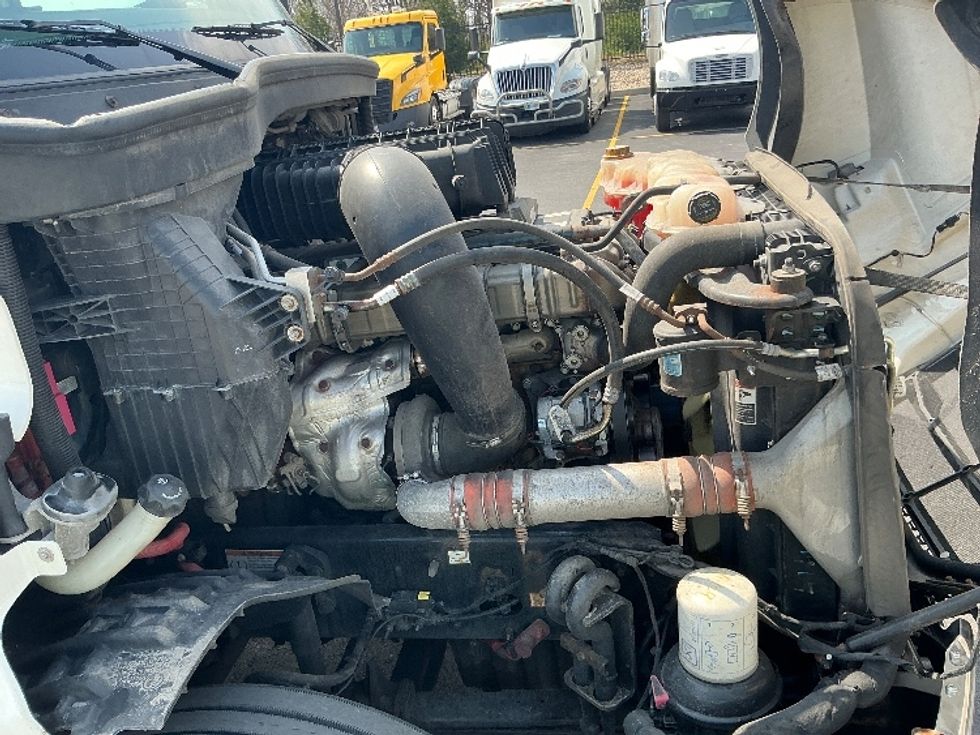 Sleeper Tractor-Heavy Duty Tractors-Freightliner-2020-T12664ST-Piqua-OH-743,109\n\t\tmiles-$ 40,000 - Image 20