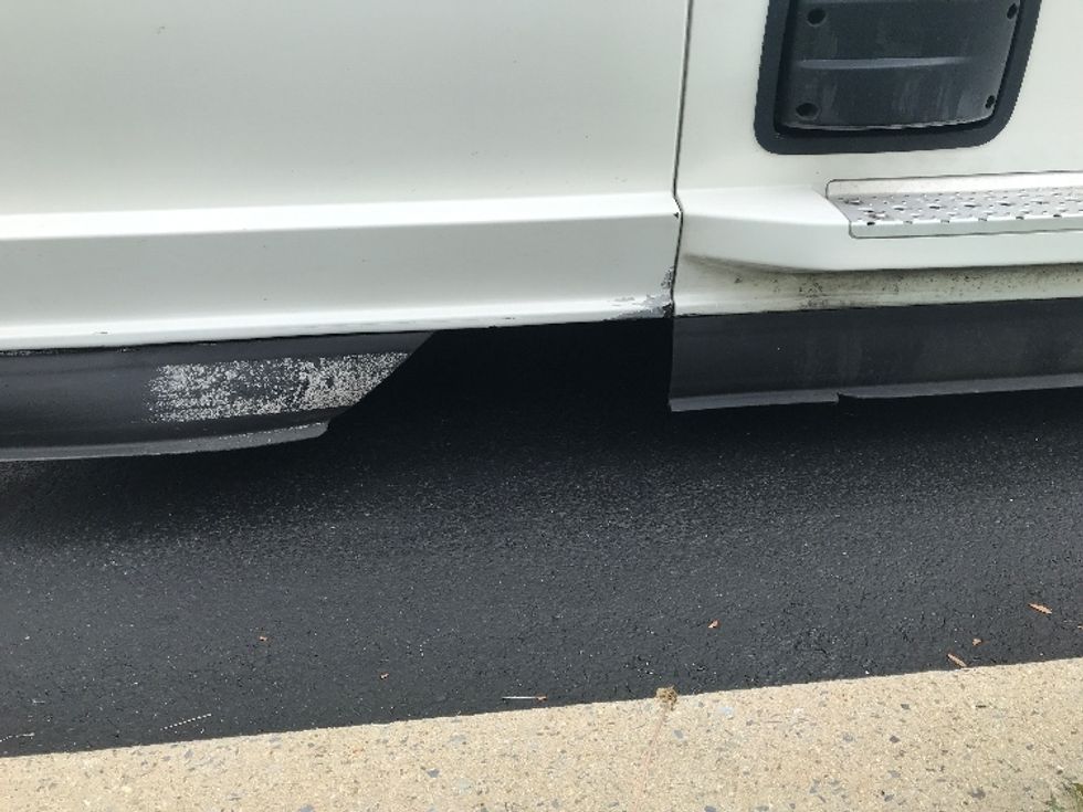 Sleeper Tractor-Heavy Duty Tractors-Freightliner-2020-T12664ST-Pompano Beach-FL-482,188\n\t\tmiles-$ 63,250 - Image 24