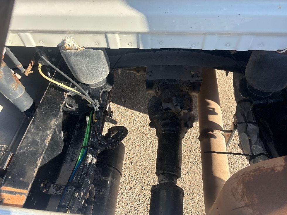 Sleeper Tractor-Heavy Duty Tractors-Freightliner-2020-T12664ST-Poplar Bluff-MO-316,633\n\t\tmiles-$ 73,500 - Image 23