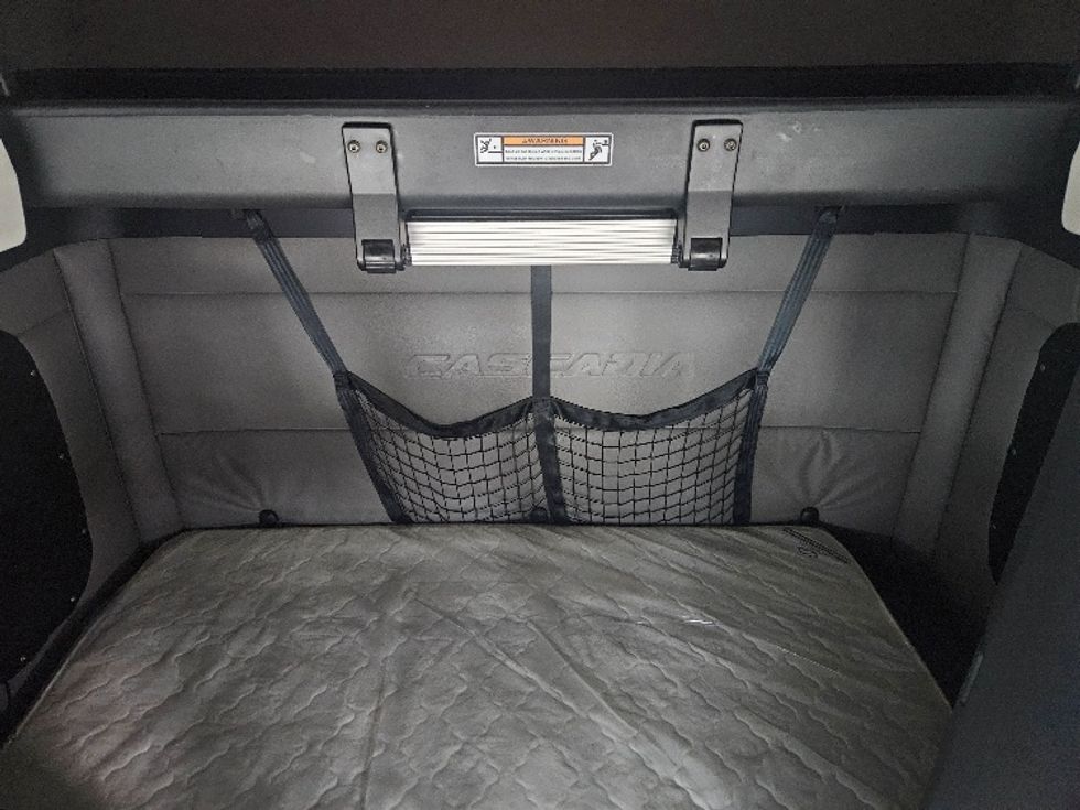 Sleeper Tractor-Heavy Duty Tractors-Freightliner-2020-T12664ST-Poplar Bluff-MO-606,629\n\t\tmiles-$ 52,750 - Image 16