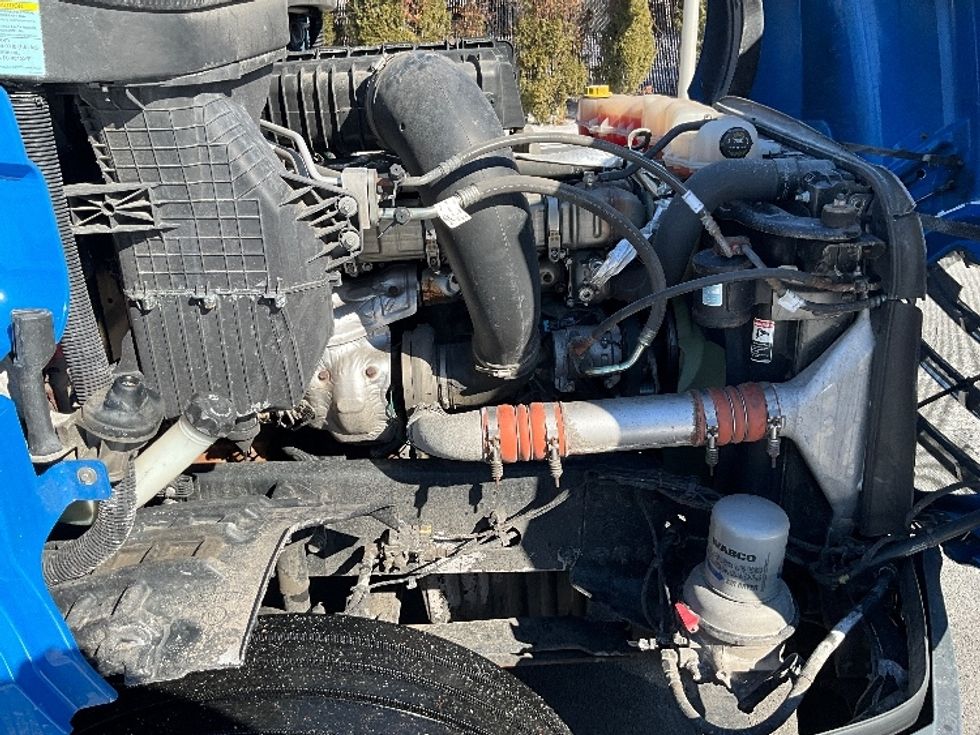 Sleeper Tractor-Heavy Duty Tractors-Freightliner-2020-T12664ST-Reading-PA-506,497\n\t\tmiles-$ 54,250 - Image 20