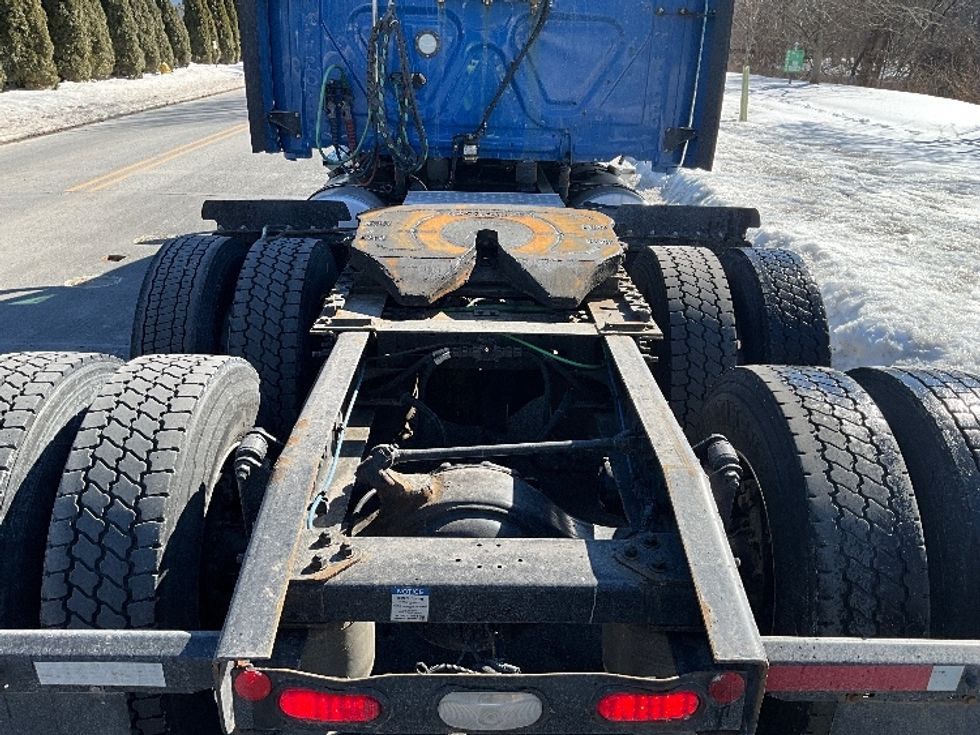 Sleeper Tractor-Heavy Duty Tractors-Freightliner-2020-T12664ST-Reading-PA-506,497\n\t\tmiles-$ 54,250 - Image 6
