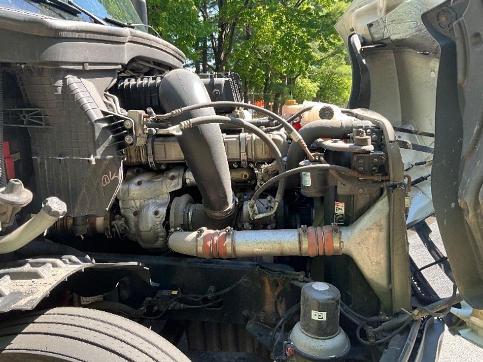 Sleeper Tractor-Heavy Duty Tractors-Freightliner-2020-T12664ST-Reading-PA-714,412\n\t\tmiles-$ 46,000 - Image 20