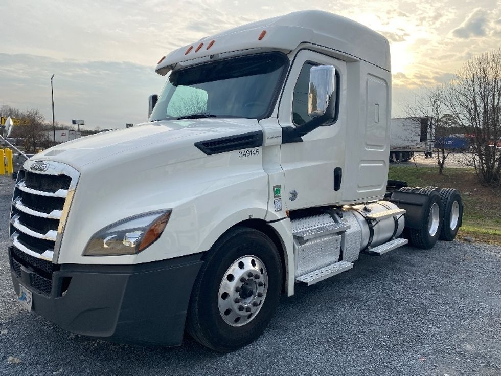 Sleeper Tractor-Heavy Duty Tractors-Freightliner-2020-T12664ST-Resaca-GA-382,095\n\t\tmiles-$ 65,000 - Image 3