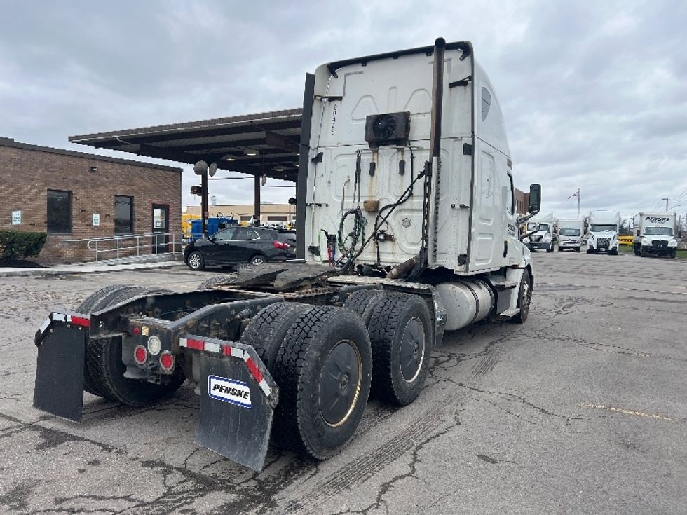 Sleeper Tractor-Heavy Duty Tractors-Freightliner-2020-T12664ST-Rochester-NY-605,557\n\t\tmiles-$ 57,000 - Image 7