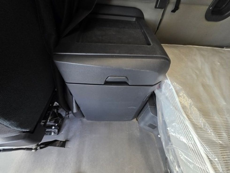 Sleeper Tractor-Heavy Duty Tractors-Freightliner-2020-T12664ST-Rockwall-TX-590,711\n\t\tmiles-$ 53,500 - Image 15