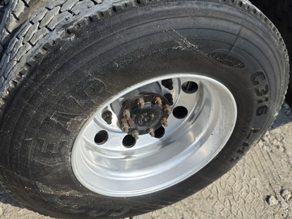 Sleeper Tractor-Heavy Duty Tractors-Freightliner-2020-T12664ST-Rockwall-TX-590,711\n\t\tmiles-$ 53,500 - Image 22