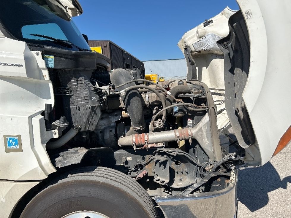 Sleeper Tractor-Heavy Duty Tractors-Freightliner-2020-T12664ST-Saginaw-MI-359,747\n\t\tmiles-$ 70,750 - Image 20