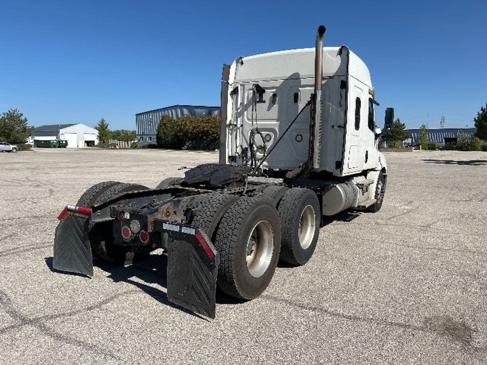 Sleeper Tractor-Heavy Duty Tractors-Freightliner-2020-T12664ST-Saginaw-MI-359,747\n\t\tmiles-$ 70,750 - Image 6