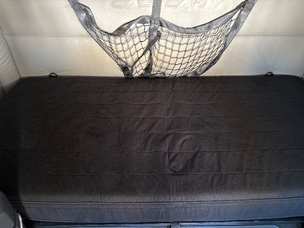 Sleeper Tractor-Heavy Duty Tractors-Freightliner-2020-T12664ST-Salt Lake City-UT-508,547\n\t\tmiles-$ 61,500 - Image 17