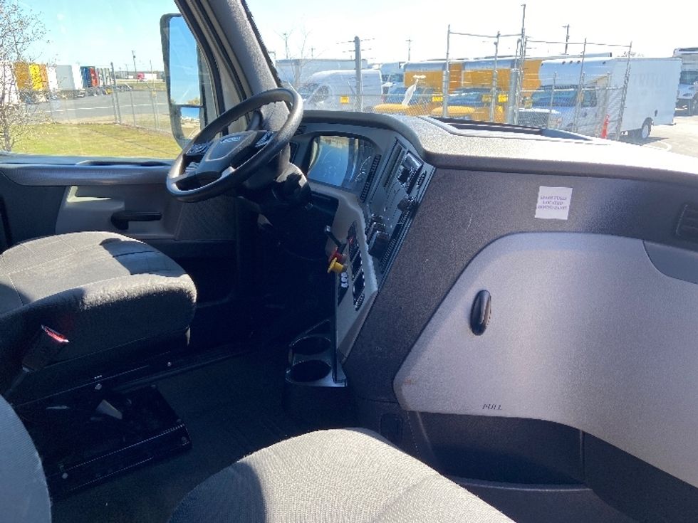 Sleeper Tractor-Heavy Duty Tractors-Freightliner-2020-T12664ST-San Antonio-TX-398,249\n\t\tmiles-$ 63,500 - Image 15