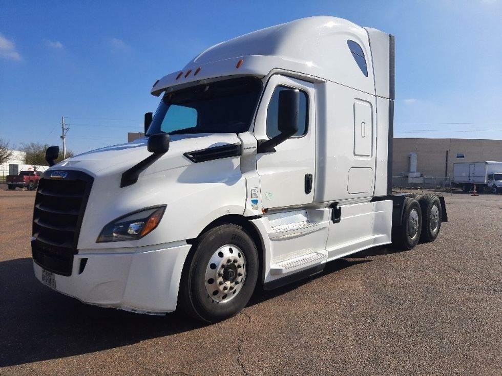 Your Next Used 2020 Freightliner T12664ST, 289926, Is For Sale And