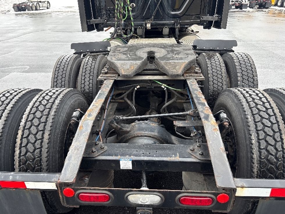 Sleeper Tractor-Heavy Duty Tractors-Freightliner-2020-T12664ST-Sheboygan-WI-549,291\n\t\tmiles-$ 53,250 - Image 6