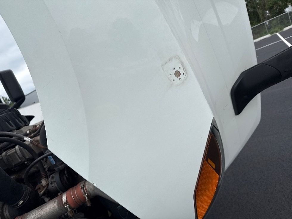 Sleeper Tractor-Heavy Duty Tractors-Freightliner-2020-T12664ST-South Plainfield-NJ-290,198\n\t\tmiles-$ 74,250 - Image 22