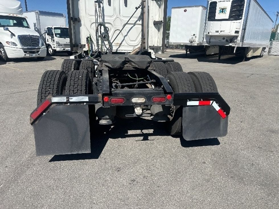 Sleeper Tractor-Heavy Duty Tractors-Freightliner-2020-T12664ST-Sparks-NV-596,739\n\t\tmiles-$ 62,750 - Image 6