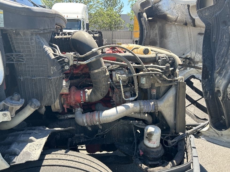 Sleeper Tractor-Heavy Duty Tractors-Freightliner-2020-T12664ST-Sparks-NV-636,424\n\t\tmiles-$ 59,250 - Image 20