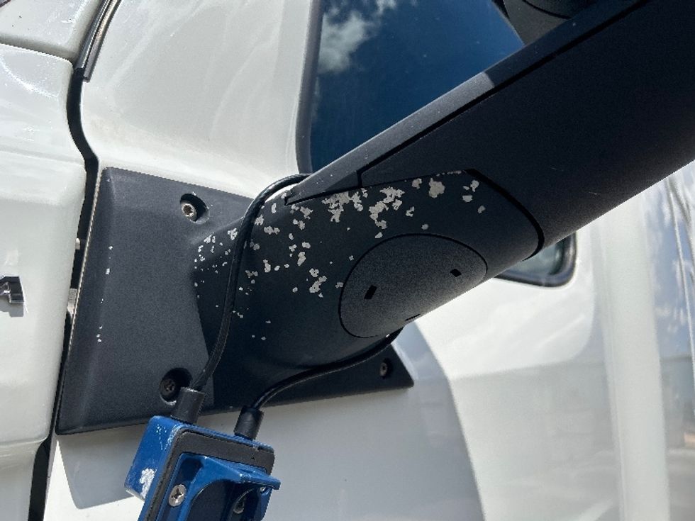 Sleeper Tractor-Heavy Duty Tractors-Freightliner-2020-T12664ST-Sparks-NV-713,319\n\t\tmiles-$ 53,000 - Image 23