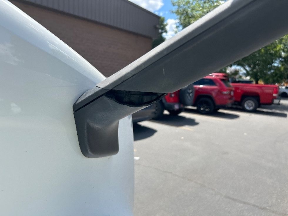 Sleeper Tractor-Heavy Duty Tractors-Freightliner-2020-T12664ST-Sparks-NV-713,319\n\t\tmiles-$ 53,000 - Image 24