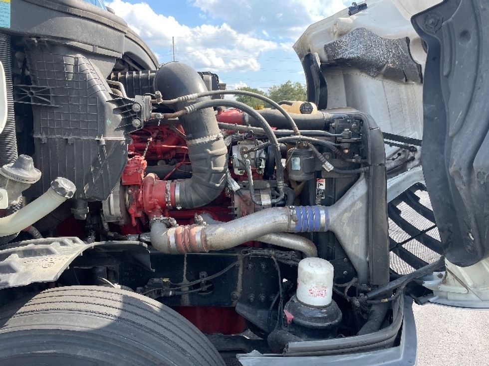 Sleeper Tractor-Heavy Duty Tractors-Freightliner-2020-T12664ST-Spartanburg-SC-524,730\n\t\tmiles-$ 62,750 - Image 20