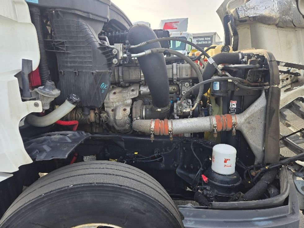 Sleeper Tractor-Heavy Duty Tractors-Freightliner-2020-T12664ST-Spokane Valley-WA-510,150\n\t\tmiles-$ 58,000 - Image 20