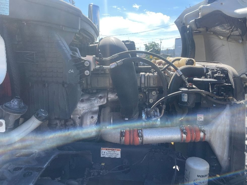 Sleeper Tractor-Heavy Duty Tractors-Freightliner-2020-T12664ST-Spokane Valley-WA-692,729\n\t\tmiles-$ 49,500 - Image 19