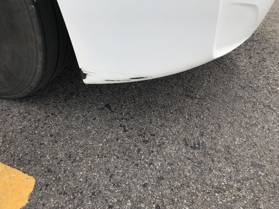 Sleeper Tractor-Heavy Duty Tractors-Freightliner-2020-T12664ST-Ste-Foy-PQ-944,636\n\t\tkm-$ 69,750 - Image 23