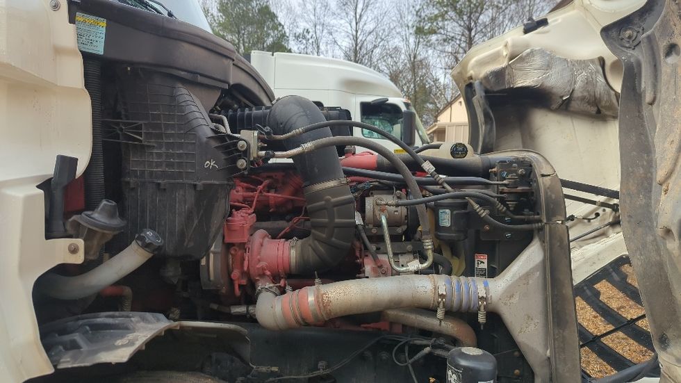 Sleeper Tractor-Heavy Duty Tractors-Freightliner-2020-T12664ST-Suwanee-GA-318,855\n\t\tmiles-$ 78,750 - Image 19