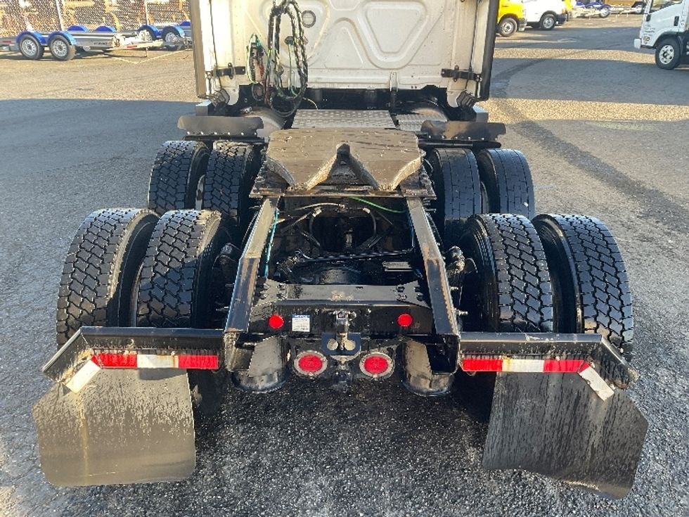 Sleeper Tractor-Heavy Duty Tractors-Freightliner-2020-T12664ST-Tacoma-WA-412,896\n\t\tmiles-$ 67,250 - Image 6