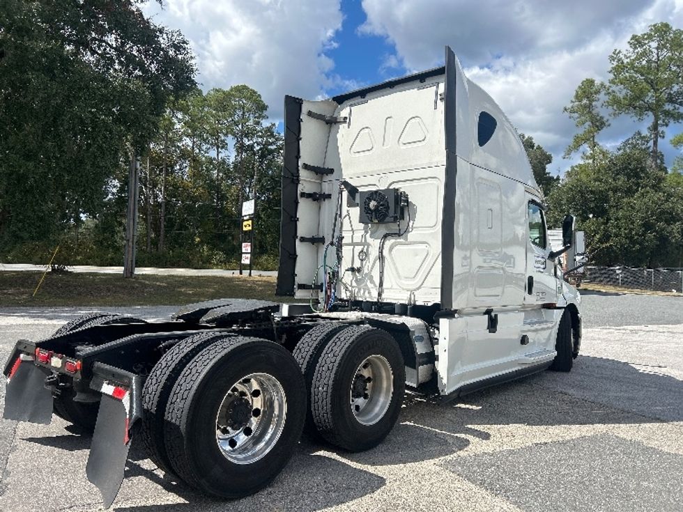 Sleeper Tractor-Heavy Duty Tractors-Freightliner-2020-T12664ST-Tallahassee-FL-548,844\n\t\tmiles-$ 65,500 - Image 7