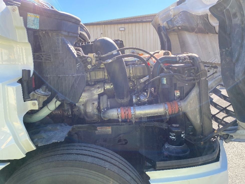 Sleeper Tractor-Heavy Duty Tractors-Freightliner-2020-T12664ST-Tallahassee-FL-621,425\n\t\tmiles-$ 50,000 - Image 20