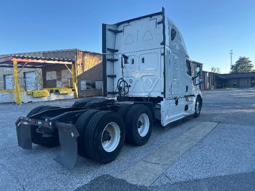 Sleeper Tractor-Heavy Duty Tractors-Freightliner-2020-T12664ST-Tallahassee-FL-641,549\n\t\tmiles-$ 50,000 - Image 7