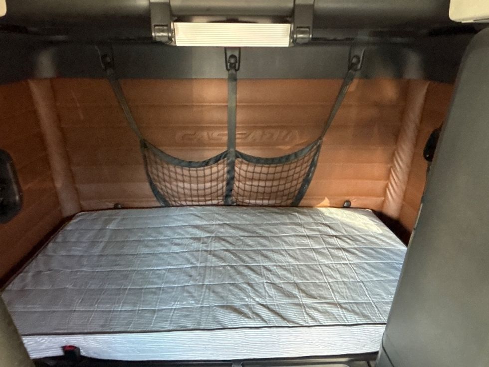 Sleeper Tractor-Heavy Duty Tractors-Freightliner-2020-T12664ST-Tampa-FL-540,790\n\t\tmiles-$ 54,000 - Image 27