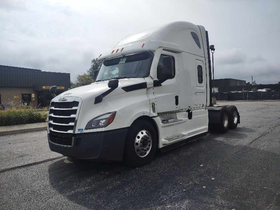 Sleeper Tractor-Heavy Duty Tractors-Freightliner-2020-T12664ST-Toronto-ON-655,343\n\t\tkm-$ 84,750 - Image 3
