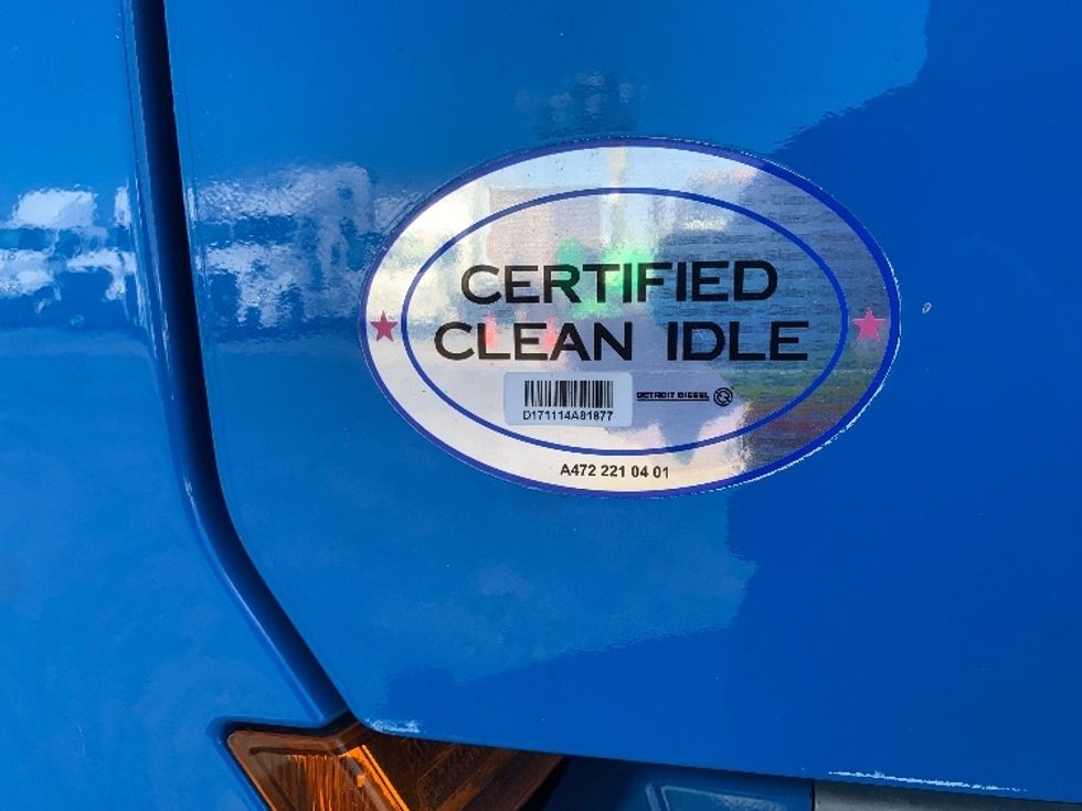 Sleeper Tractor-Heavy Duty Tractors-Freightliner-2020-T12664ST-Torrance-CA-447,828\n\t\tmiles-$ 61,000 - Image 22