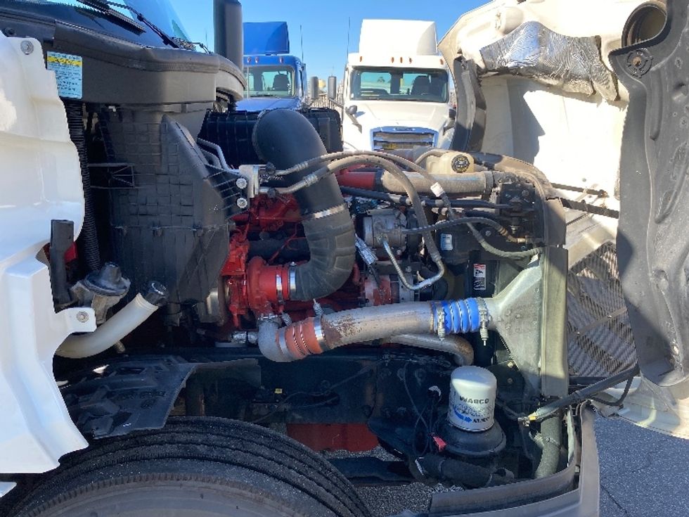 Sleeper Tractor-Heavy Duty Tractors-Freightliner-2020-T12664ST-Torrance-CA-528,229\n\t\tmiles-$ 63,500 - Image 20